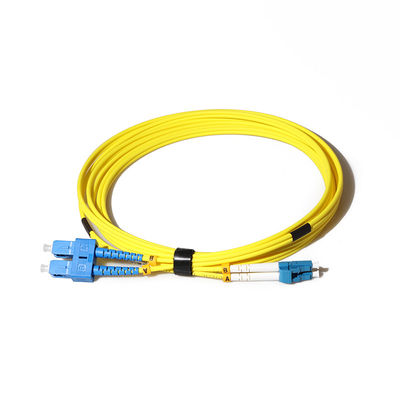 FTTH सिस्टम के लिए SC APC फाइबर केबल पैच कॉर्ड 2mm सिंगल मोड सिम्पलेक्स