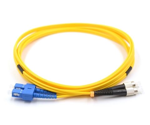 LC/ SC/ FC/ ST/ MU/ MTRJ/ MPO/ DIN/ SMA/ D4/ SFF के लिए E2000 फाइबर पैच कॉर्ड